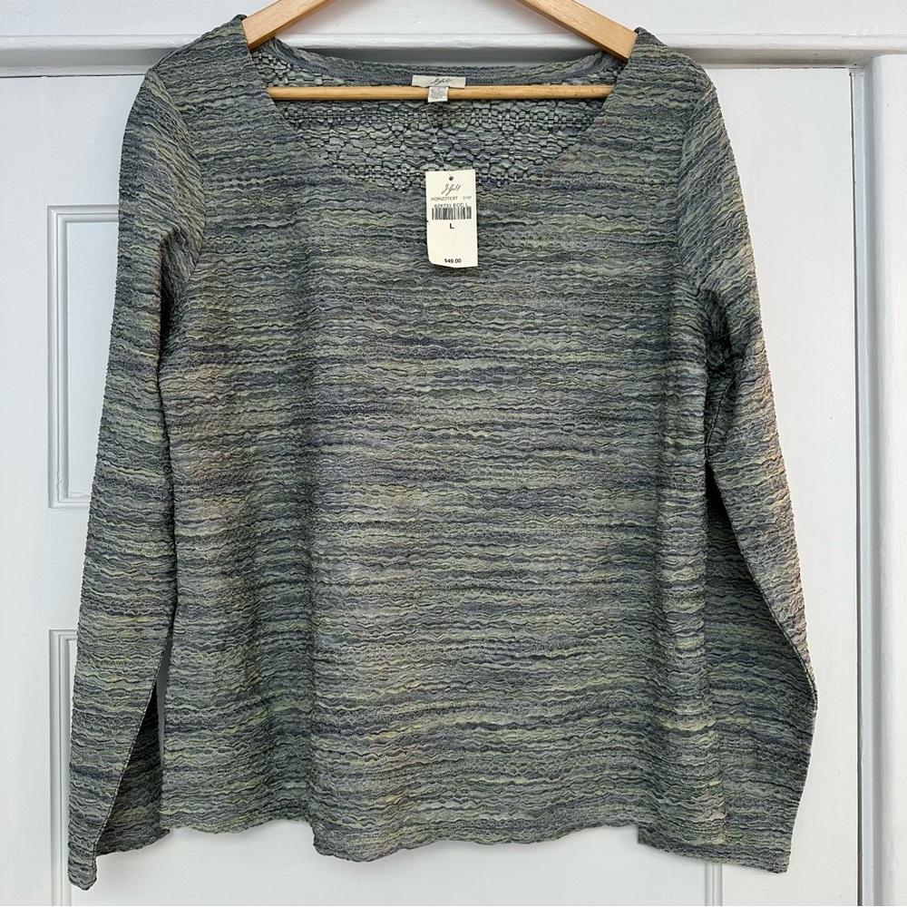 J. Jill Textured Scoop Neck Long Sleeve Top in Heathered Green-Grey